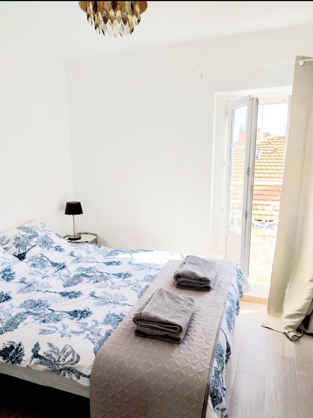 Artists Apartment Montpellier-Place De La Comedie Exterior photo